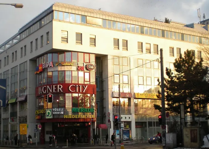 Апартаменти Shopping Center 3